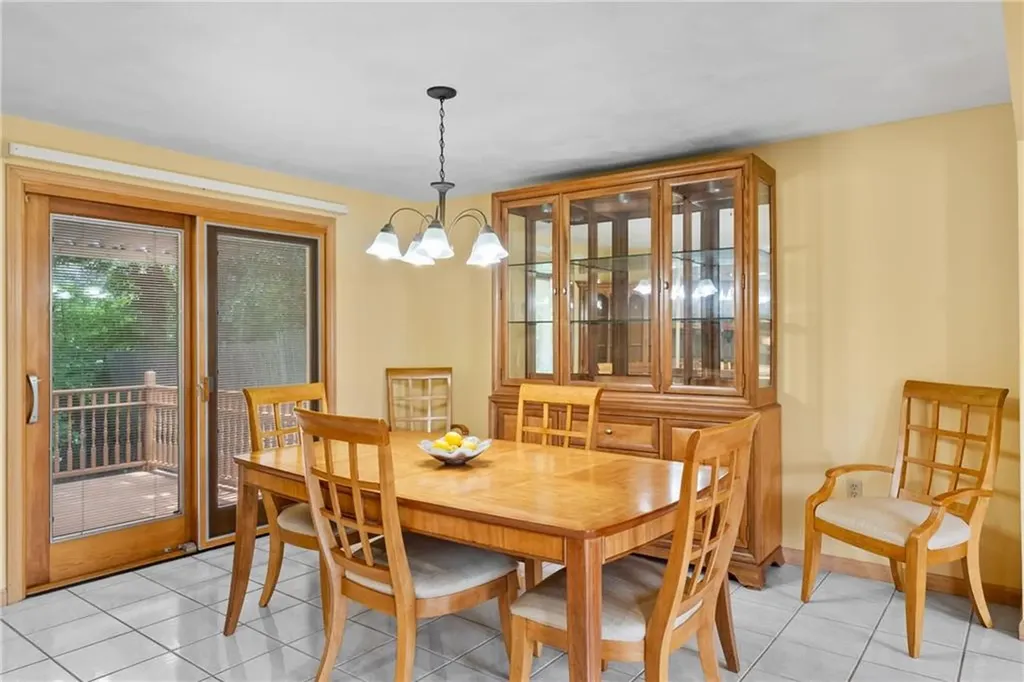 71 Hawthorne Place North Providence RI 02904