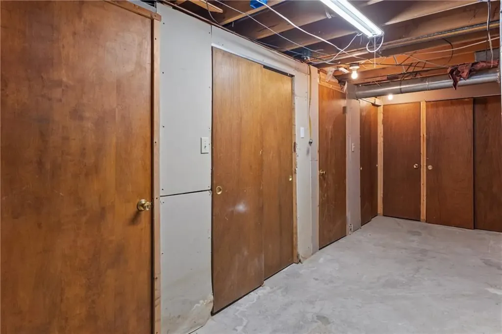 71 Hawthorne Place North Providence RI 02904