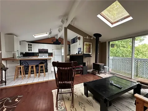 58 Beach Street Warren RI 02885