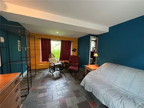 58 Beach Street Warren RI 02885