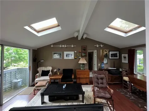 58 Beach Street Warren RI 02885