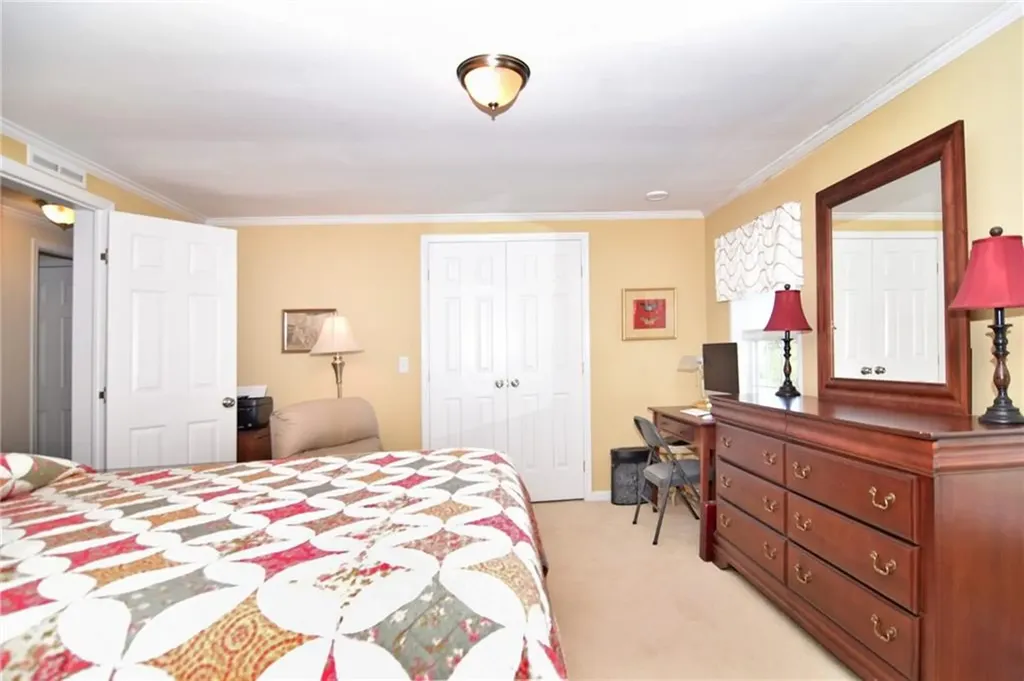 63 Little Pond Road South Kingstown RI 02879