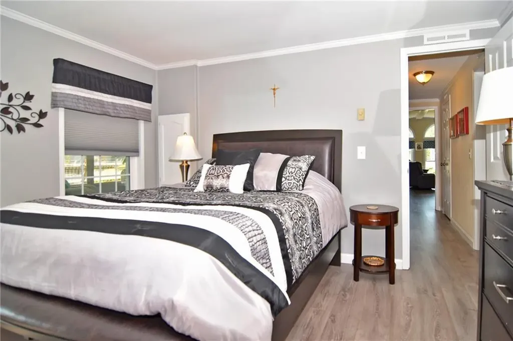 63 Little Pond Road South Kingstown RI 02879