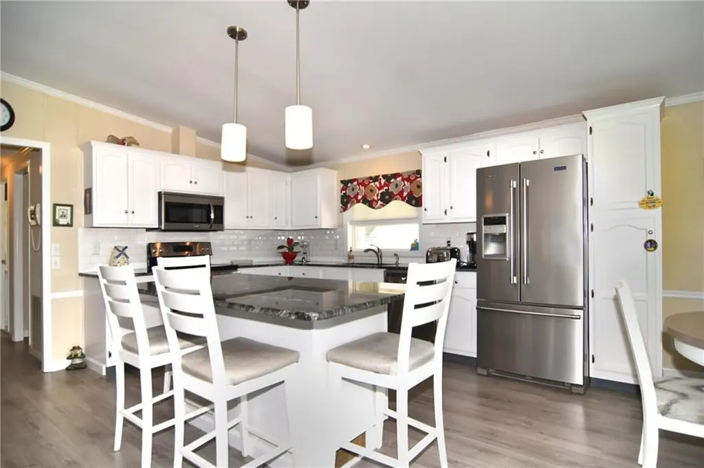 63 Little Pond Road South Kingstown RI 02879