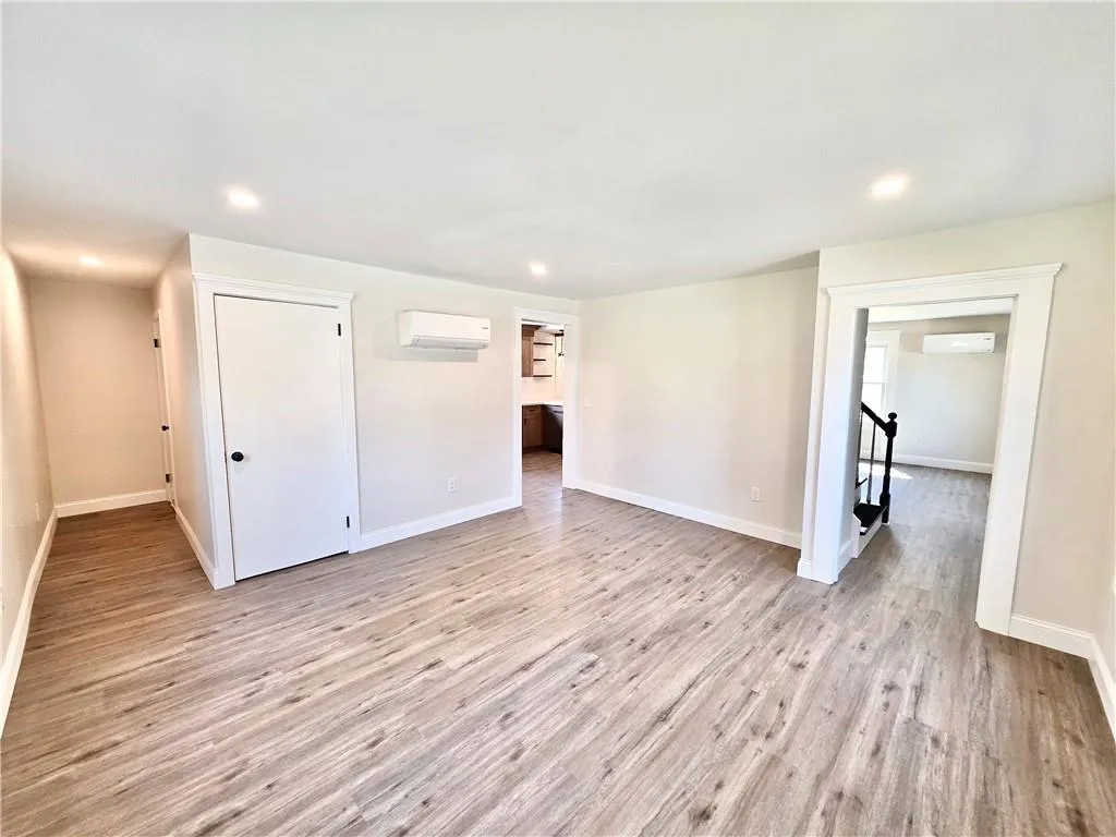 8 Wolf Hill Road Smithfield RI 02917