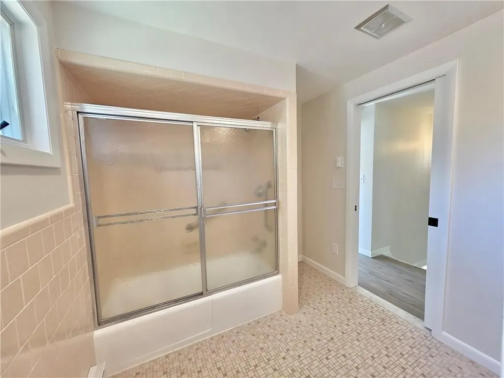 8 Wolf Hill Road Smithfield RI 02917