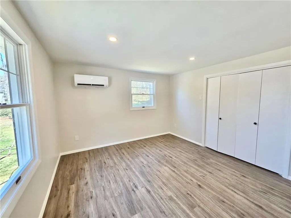 8 Wolf Hill Road Smithfield RI 02917