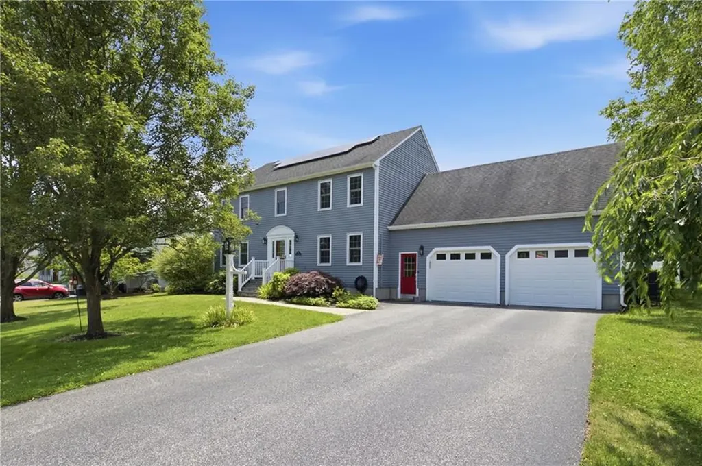 83 Fairhaven Road Cumberland RI 02864