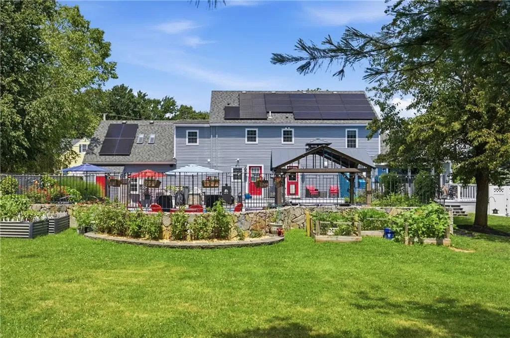 83 Fairhaven Road Cumberland RI 02864