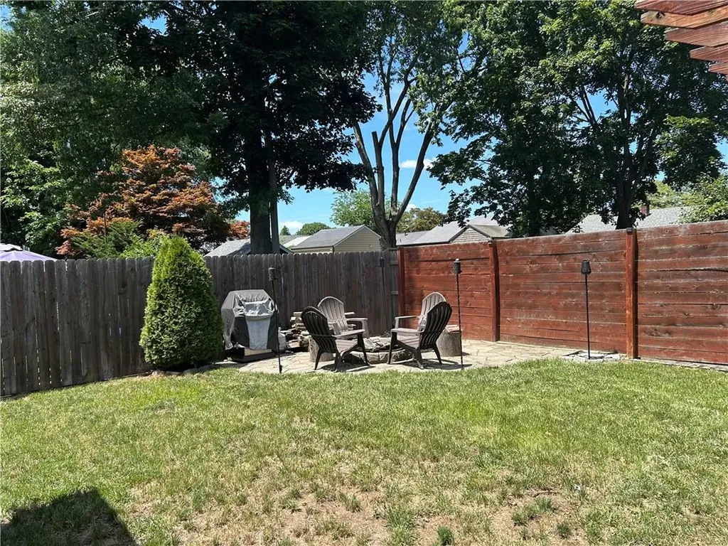 47 Naples Avenue Providence RI 02908