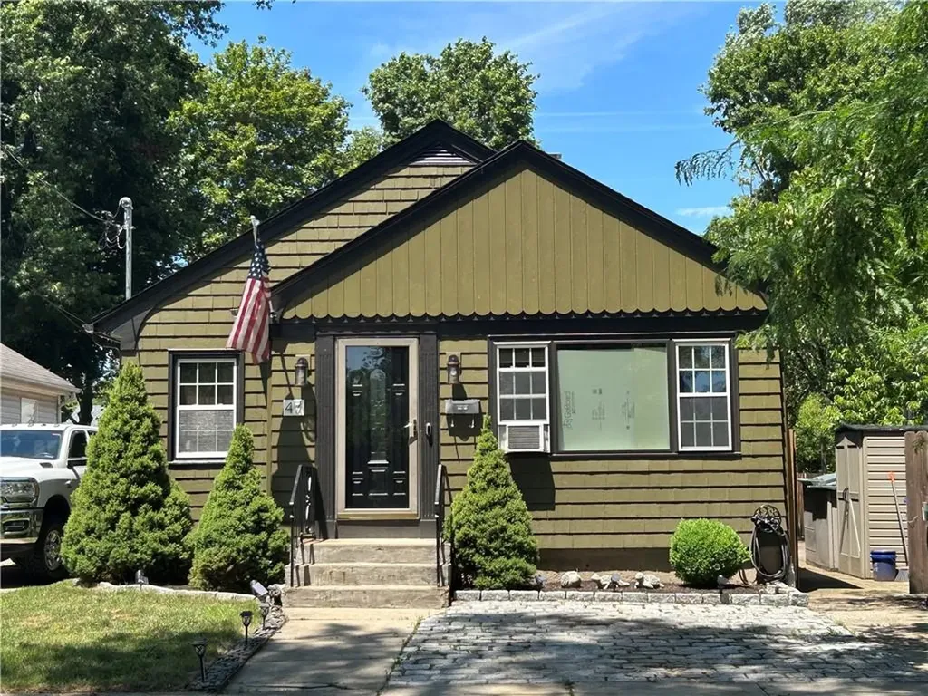 47 Naples Avenue Providence RI 02908