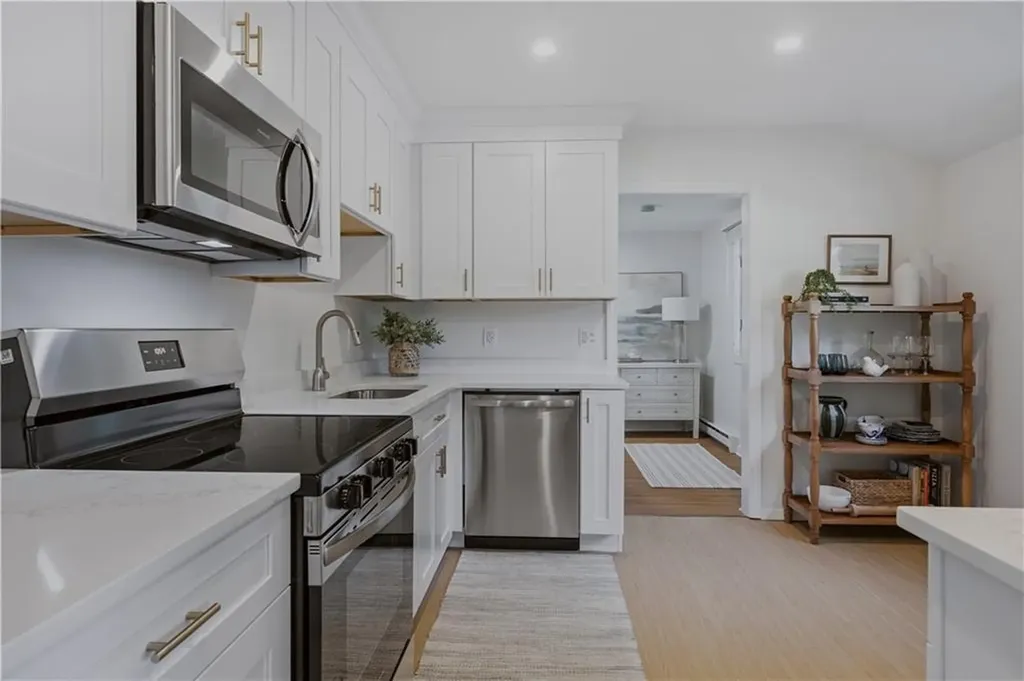 117 Canonchet Drive Portsmouth RI 02871