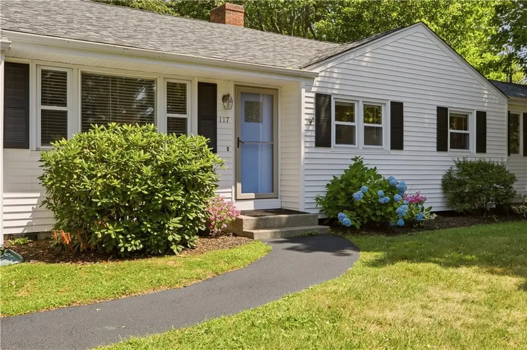 117 Canonchet Drive Portsmouth RI 02871