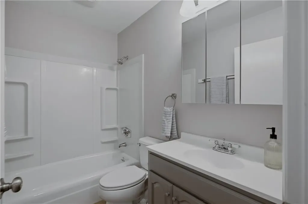 117 Canonchet Drive Portsmouth RI 02871