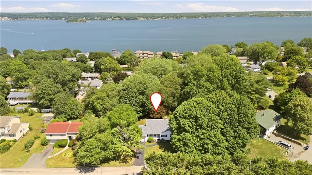 117 Canonchet Drive Portsmouth RI 02871