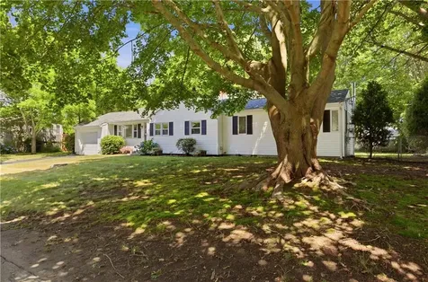 117 Canonchet Drive Portsmouth RI 02871