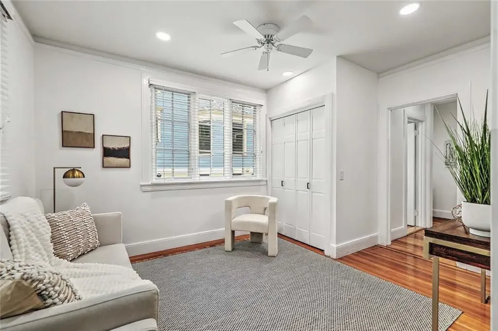402 Angell Street Providence RI 02906