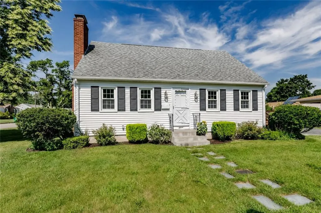 15 Drake Road Warwick RI 02888