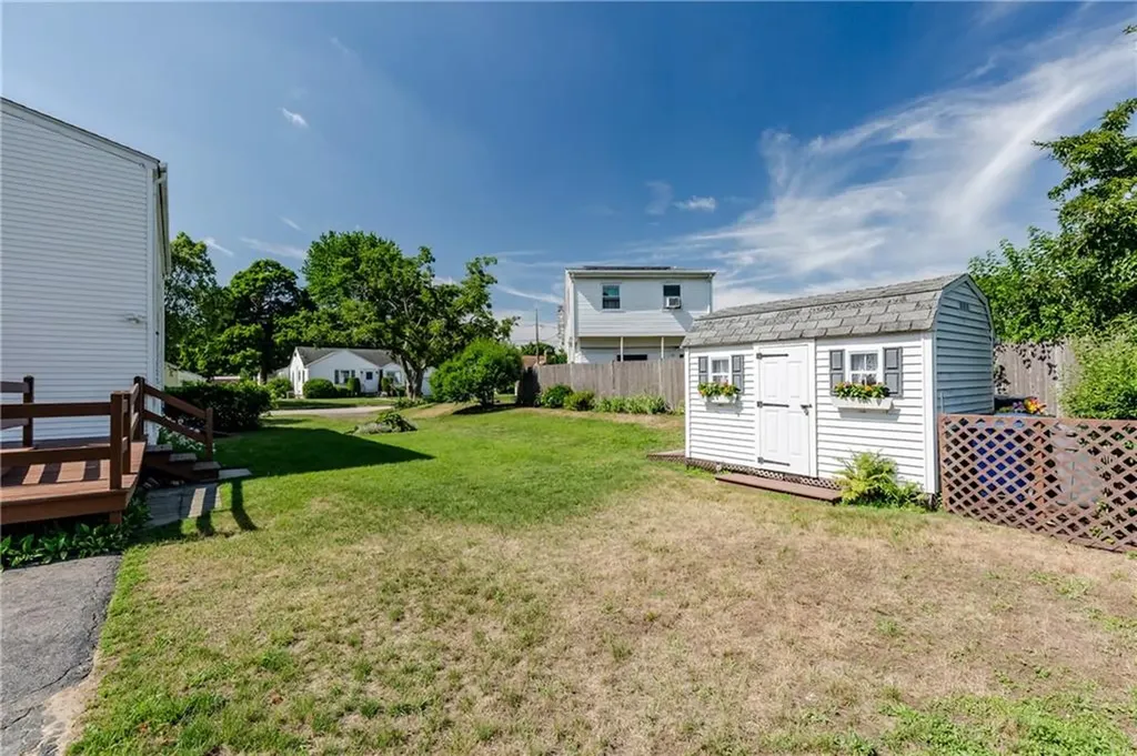 15 Drake Road Warwick RI 02888