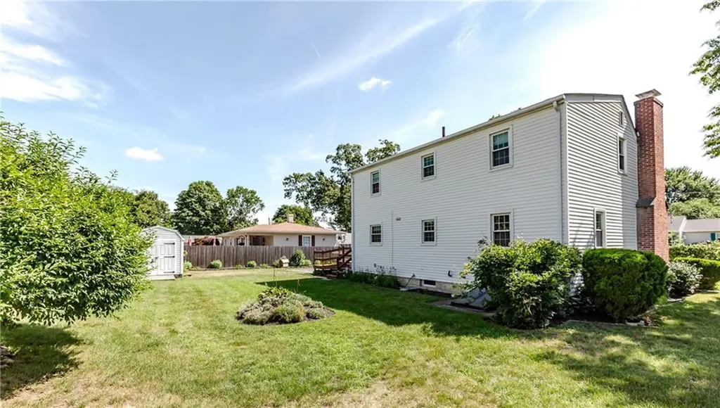 15 Drake Road Warwick RI 02888