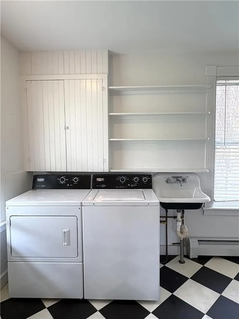 41 Walcott Avenue Jamestown RI 02835
