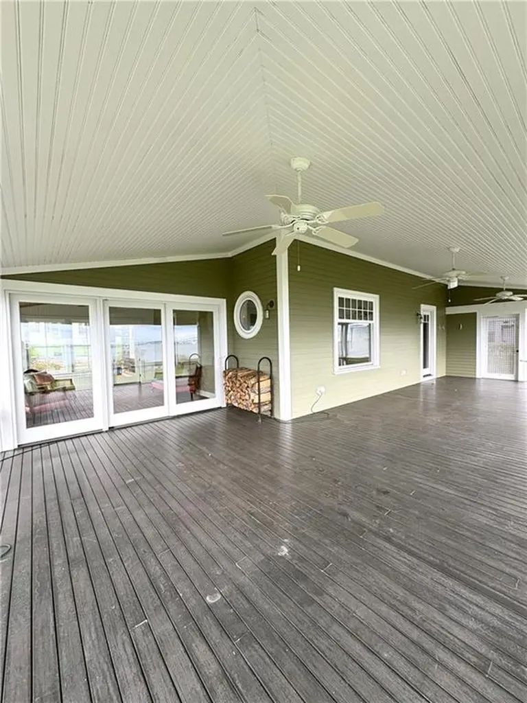 41 Walcott Avenue Jamestown RI 02835