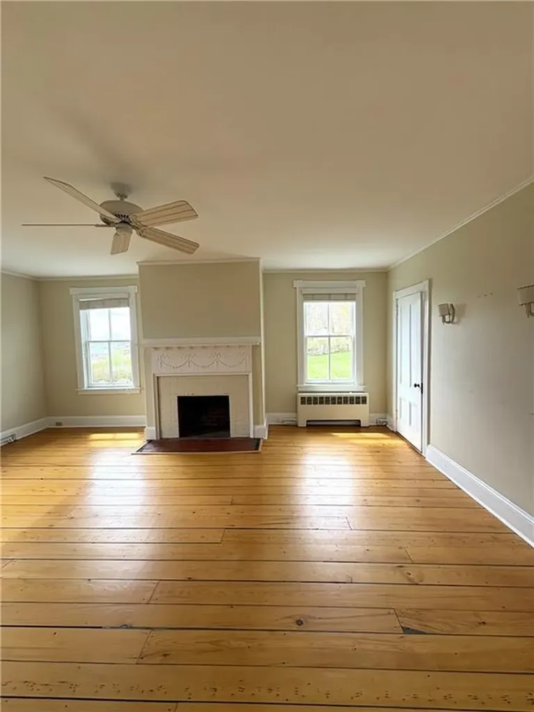 41 Walcott Avenue Jamestown RI 02835