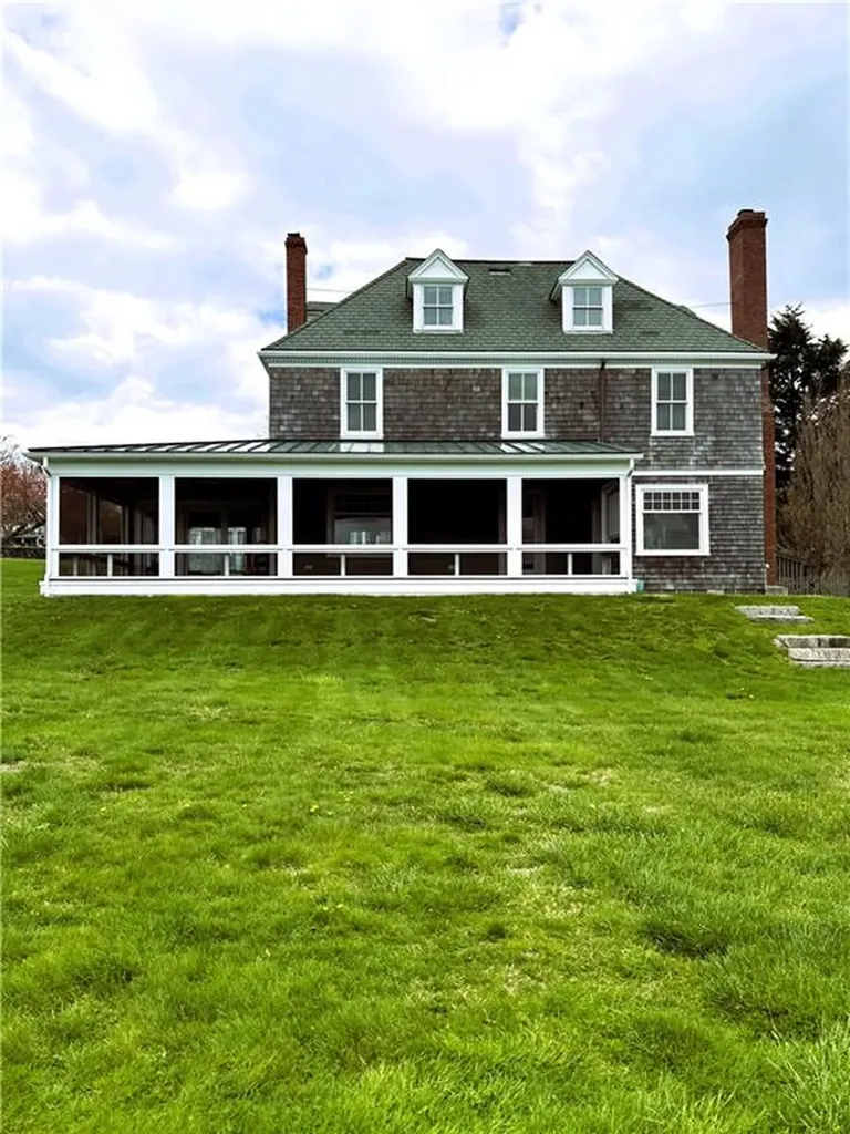 41 Walcott Avenue Jamestown RI 02835