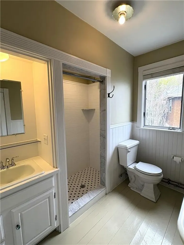 41 Walcott Avenue Jamestown RI 02835