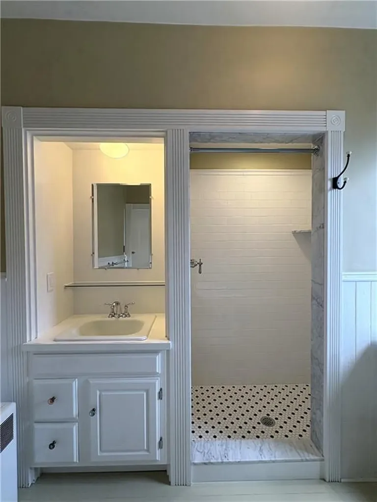 41 Walcott Avenue Jamestown RI 02835