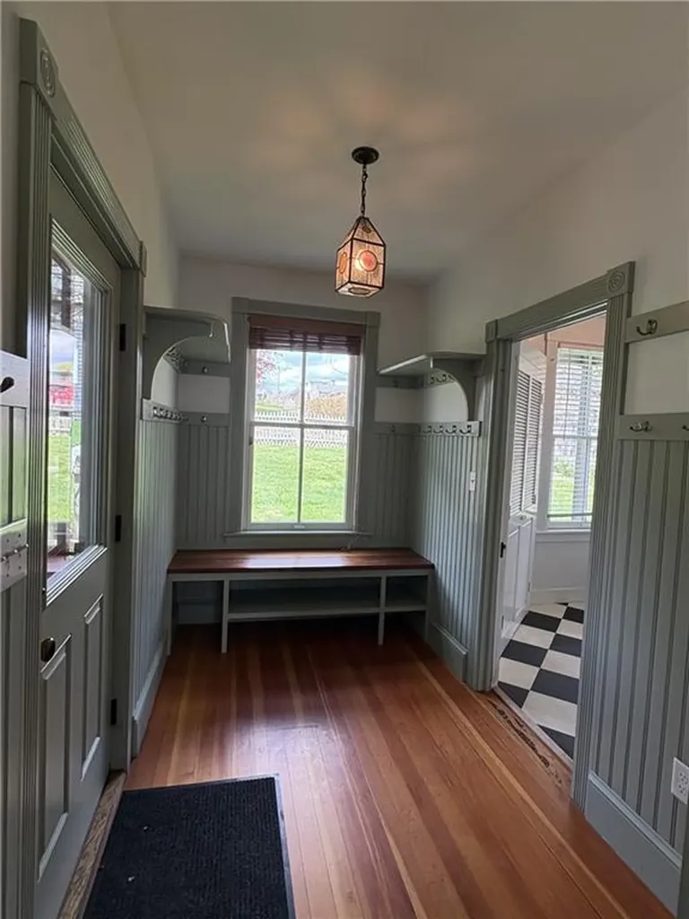 41 Walcott Avenue Jamestown RI 02835