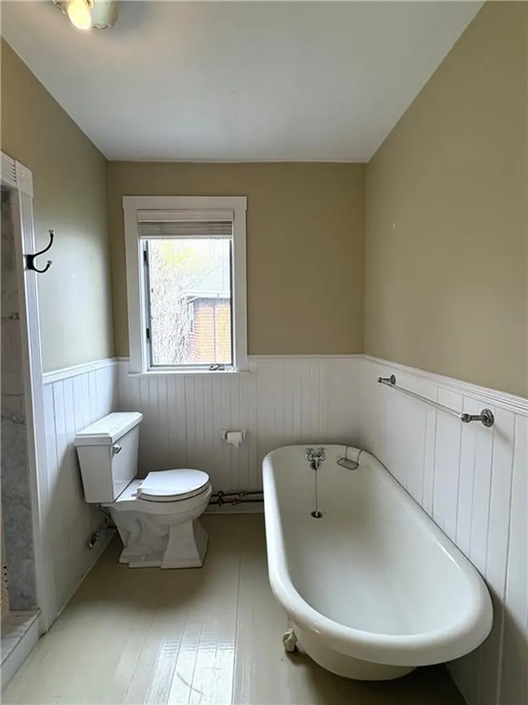 41 Walcott Avenue Jamestown RI 02835