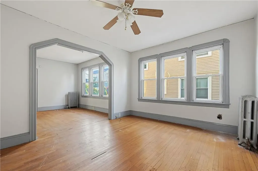 18 20 Forest Street Providence RI 02906