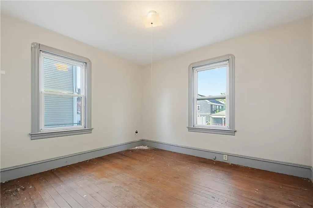 18 20 Forest Street Providence RI 02906