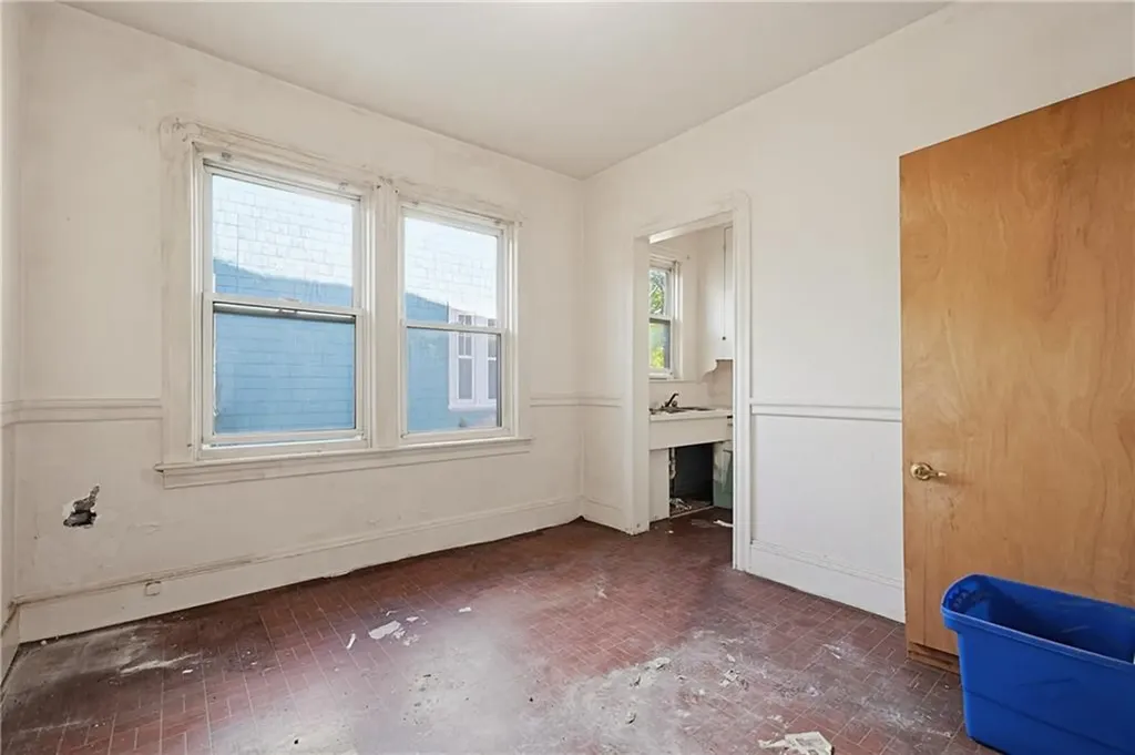 18 20 Forest Street Providence RI 02906
