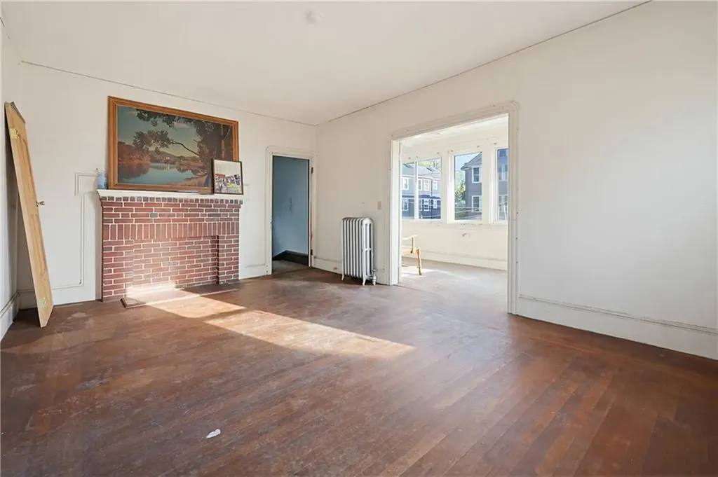 18 20 Forest Street Providence RI 02906