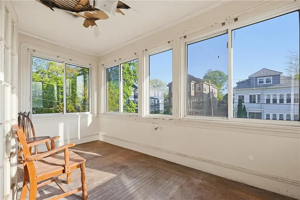 18 20 Forest Street Providence RI 02906