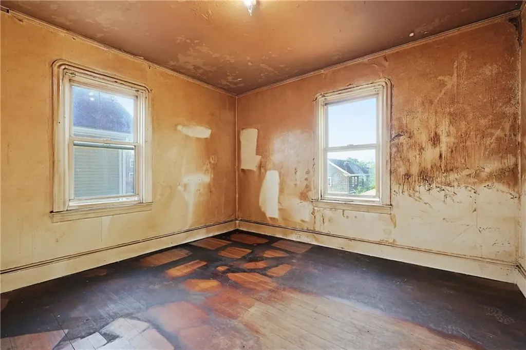 18 20 Forest Street Providence RI 02906