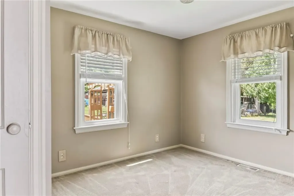 101 Endicott Drive Warwick RI 02886