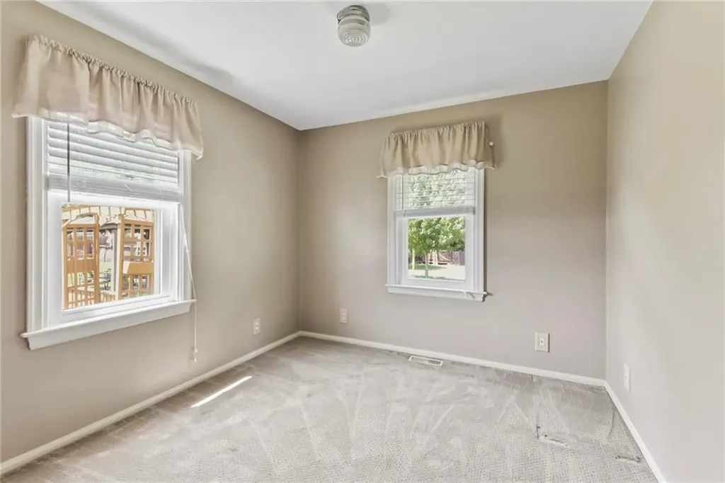 101 Endicott Drive Warwick RI 02886