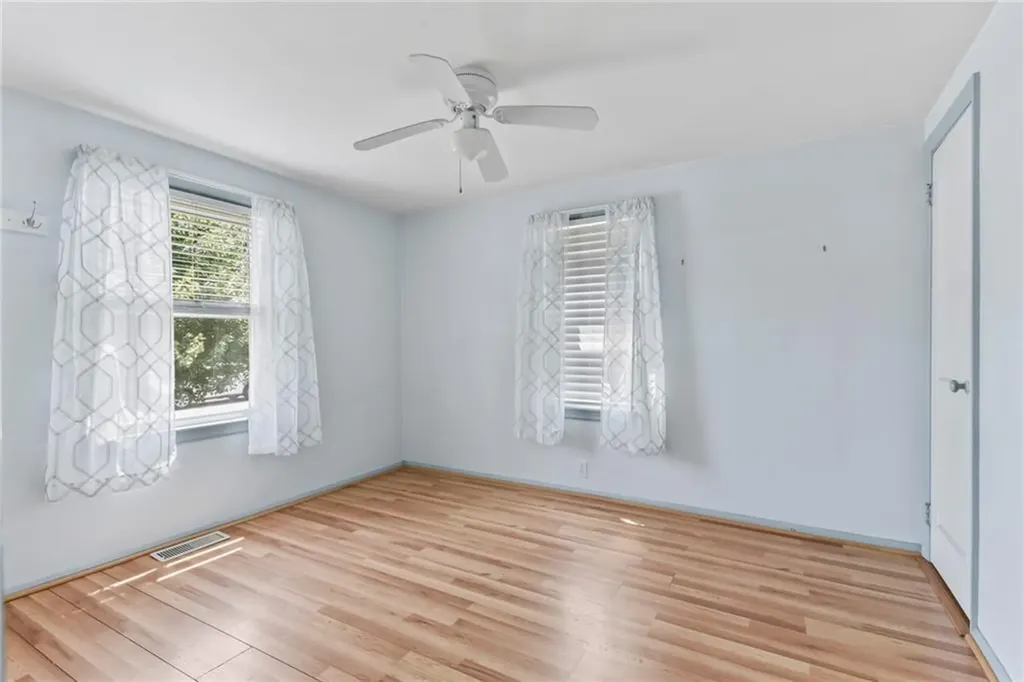101 Endicott Drive Warwick RI 02886