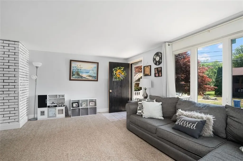 70 Country Hill Road Cumberland RI 02864