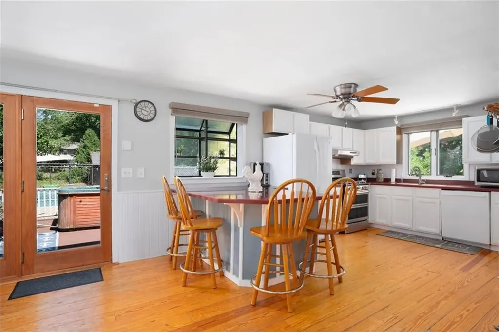 70 Country Hill Road Cumberland RI 02864