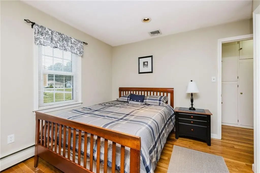 153 Russell Street Tiverton RI 02878