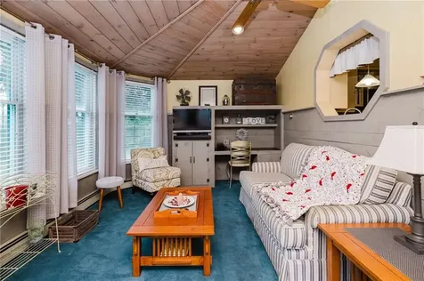 153 Russell Street Tiverton RI 02878