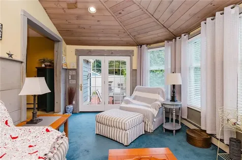 153 Russell Street Tiverton RI 02878