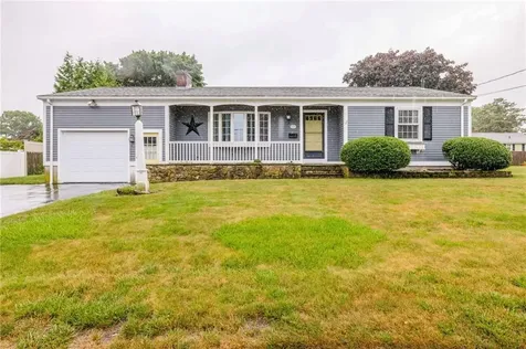 153 Russell Street Tiverton RI 02878