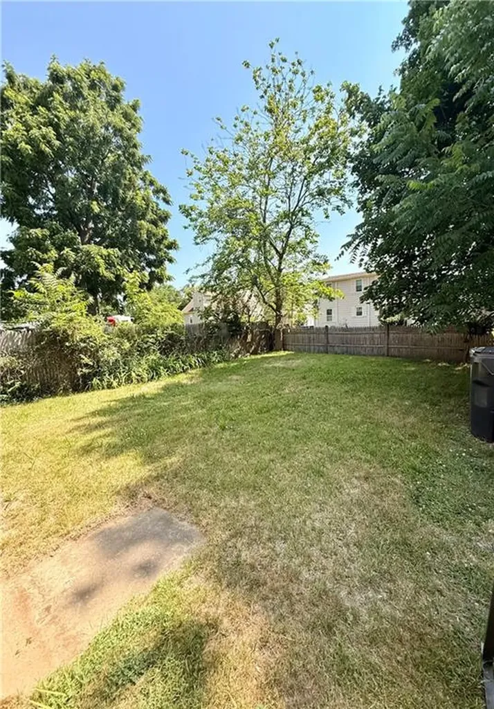 39 B Andrews Avenue West Warwick RI 02893
