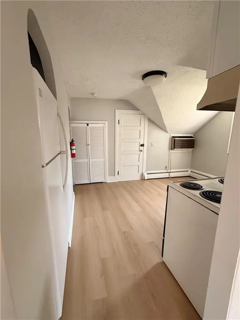 39 B Andrews Avenue West Warwick RI 02893