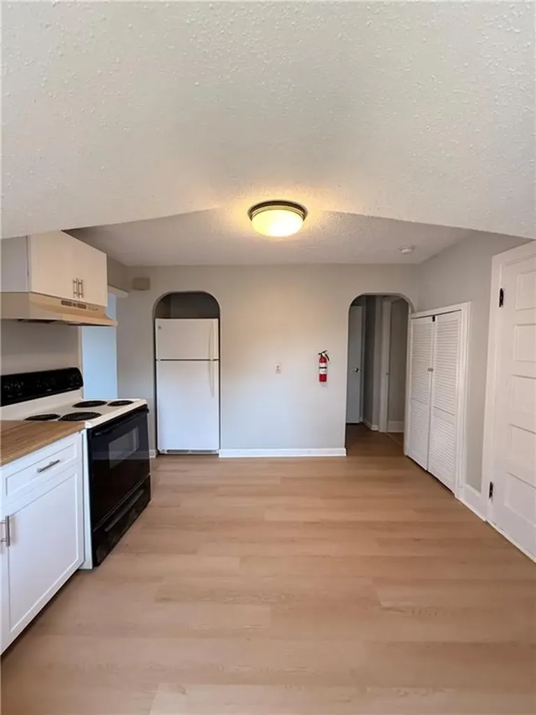 39 B Andrews Avenue West Warwick RI 02893
